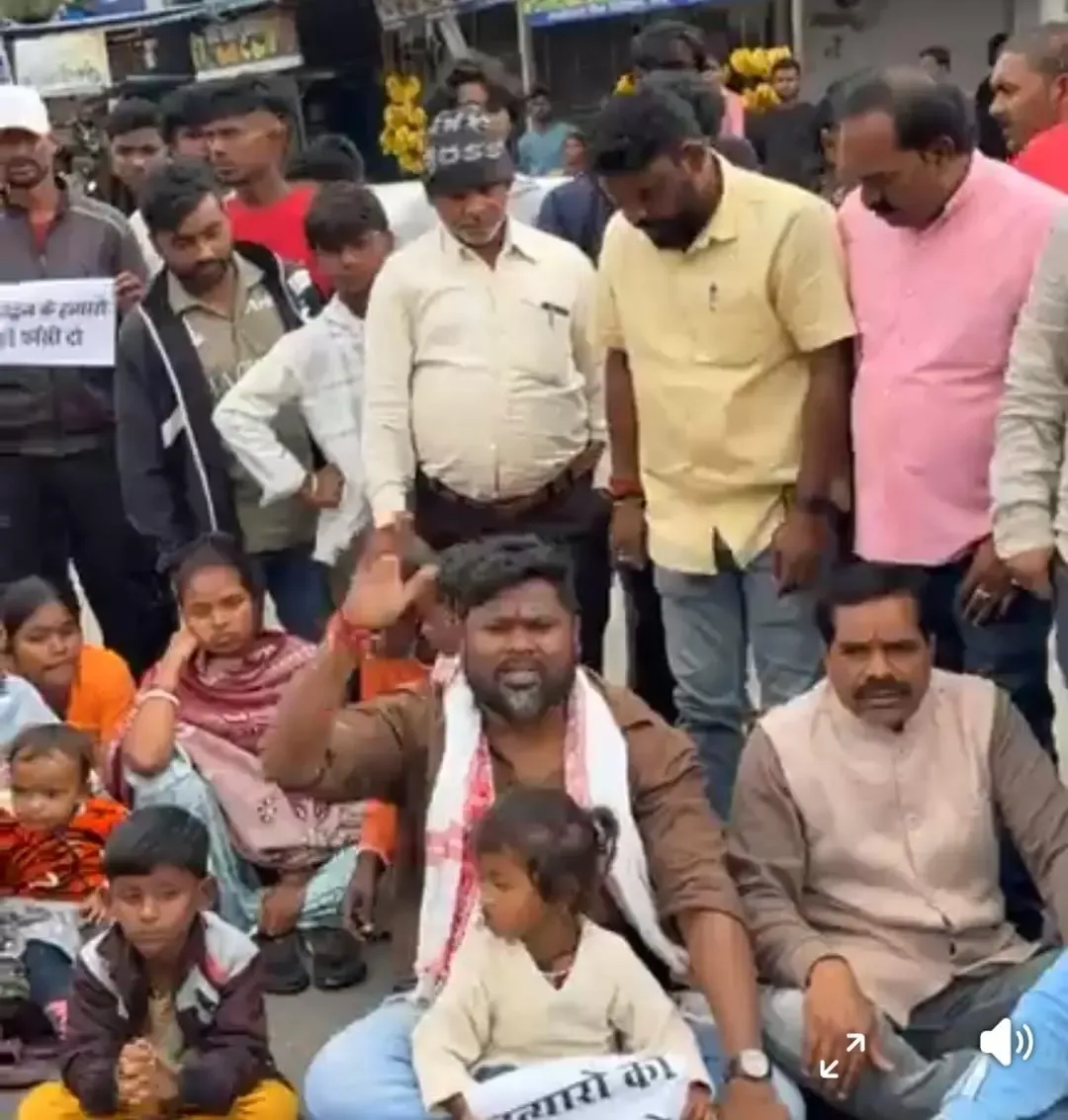 रांची के पिठौरिया में होटल मैनेजर बालेश्वर गोराई की हत्या, आक्रोशित ग्रामीणों ने घंटों जाम रखी सड़क