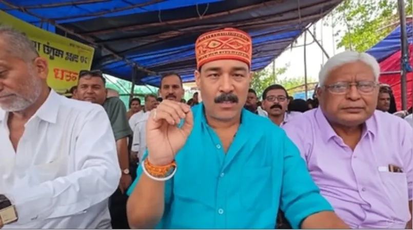 Why Are Teachers in Jharkhand Protesting Over Their Demands?