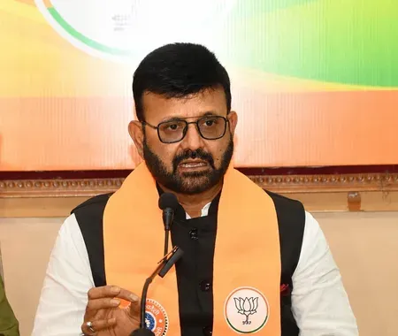 झारखंड ट्रेजरी घोटाले की सीआईडी जांच पर भाजपा ने उठाए सवाल, कहा-चहेते अफसरों को बचा रही सरकार 