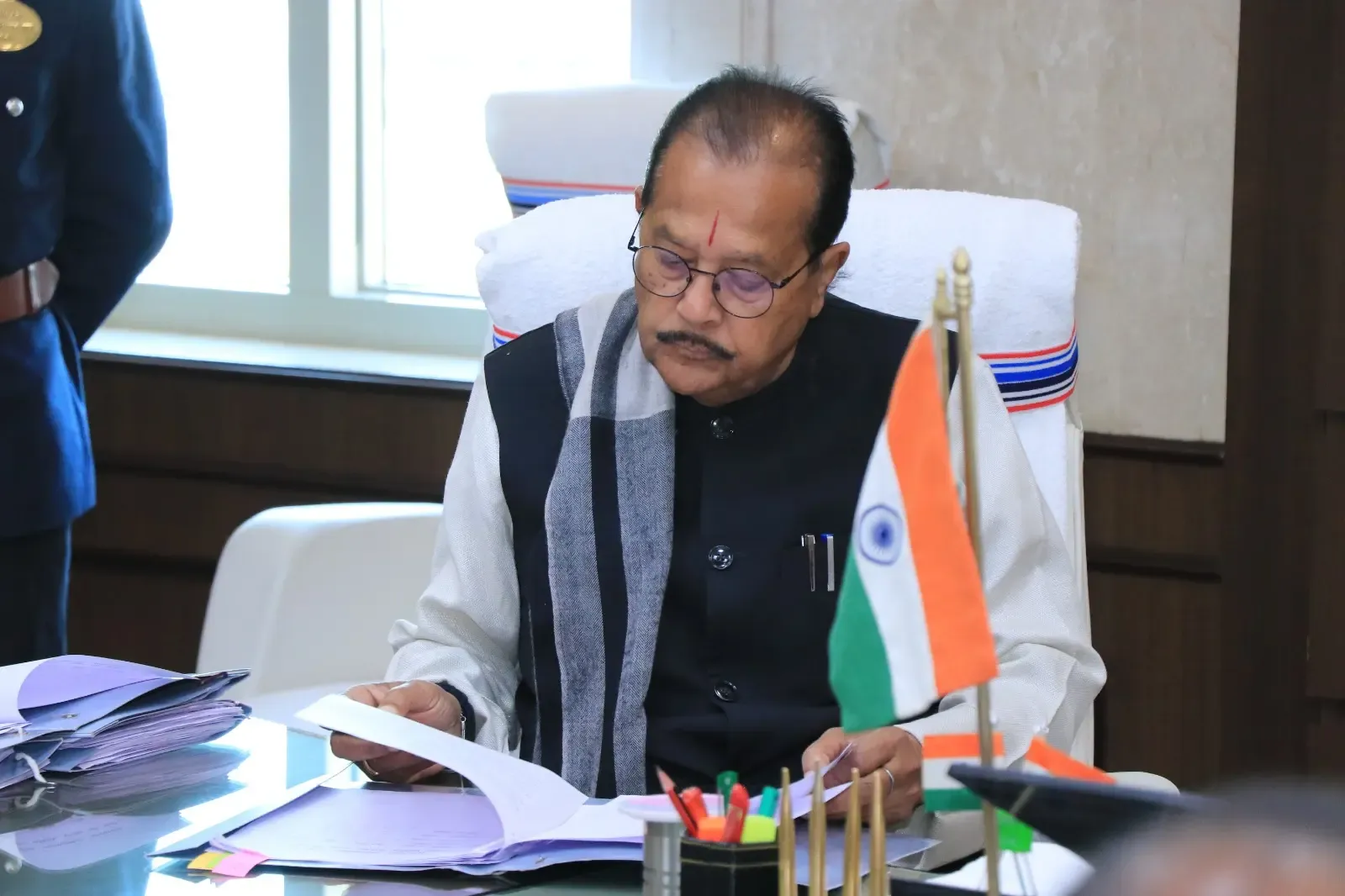 झारखंड विधानसभा में रसोई गैस और कॉमर्शियल सिलेंडरों की किल्लत पर मंत्री की चिंता