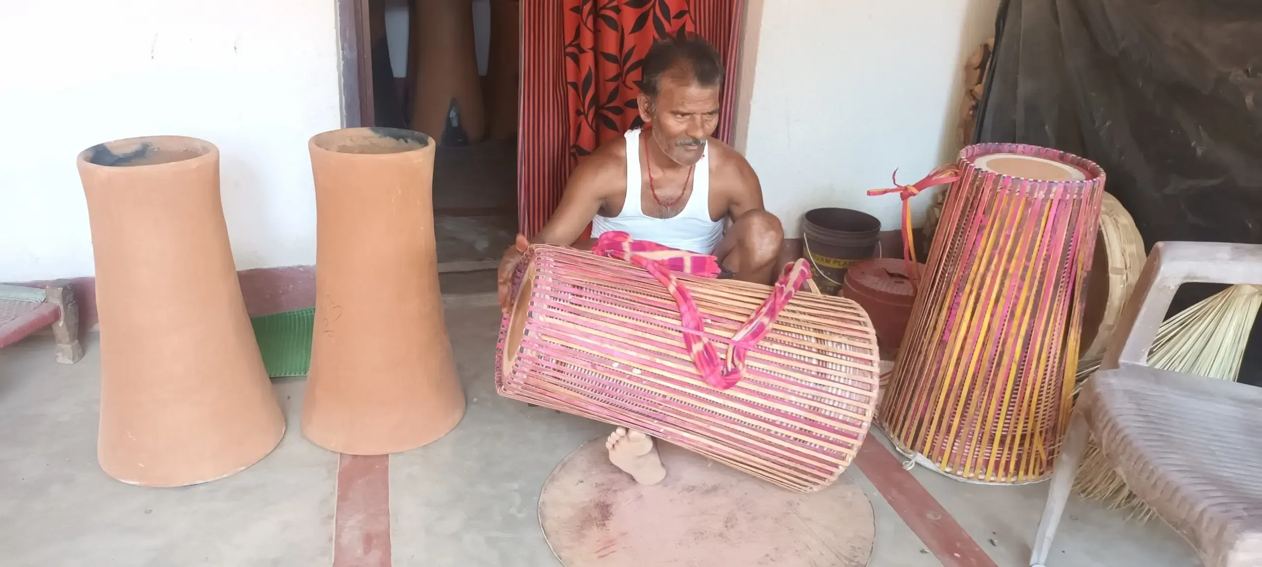 Mandar, Jharkhand's Traditional Musical Instrument, Awaits GI Tag Approval with Final Hearing on December 20