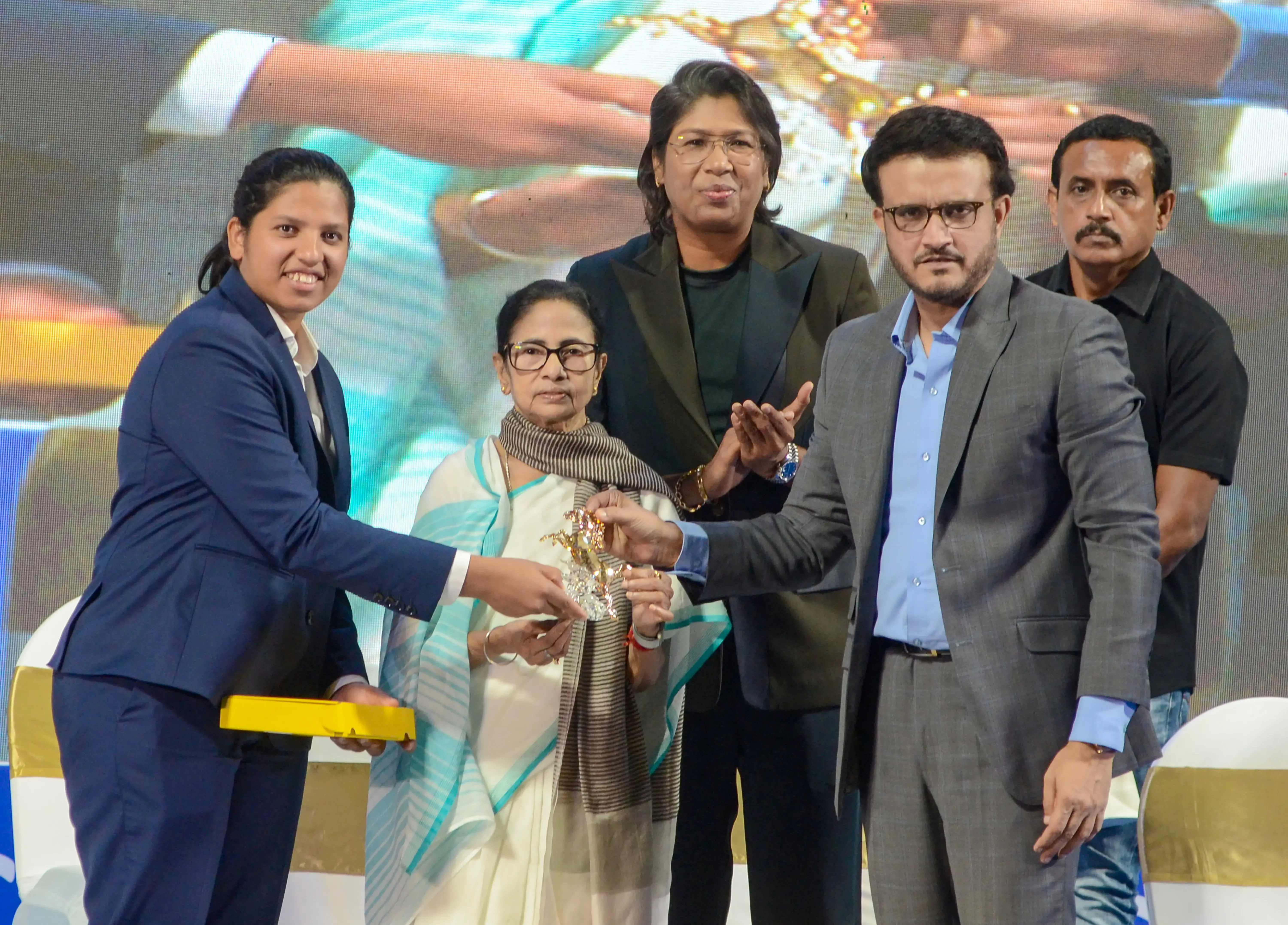 Did Jhulan Celebrate Richa Ghosh's 'Banga Bhushan' Honor?