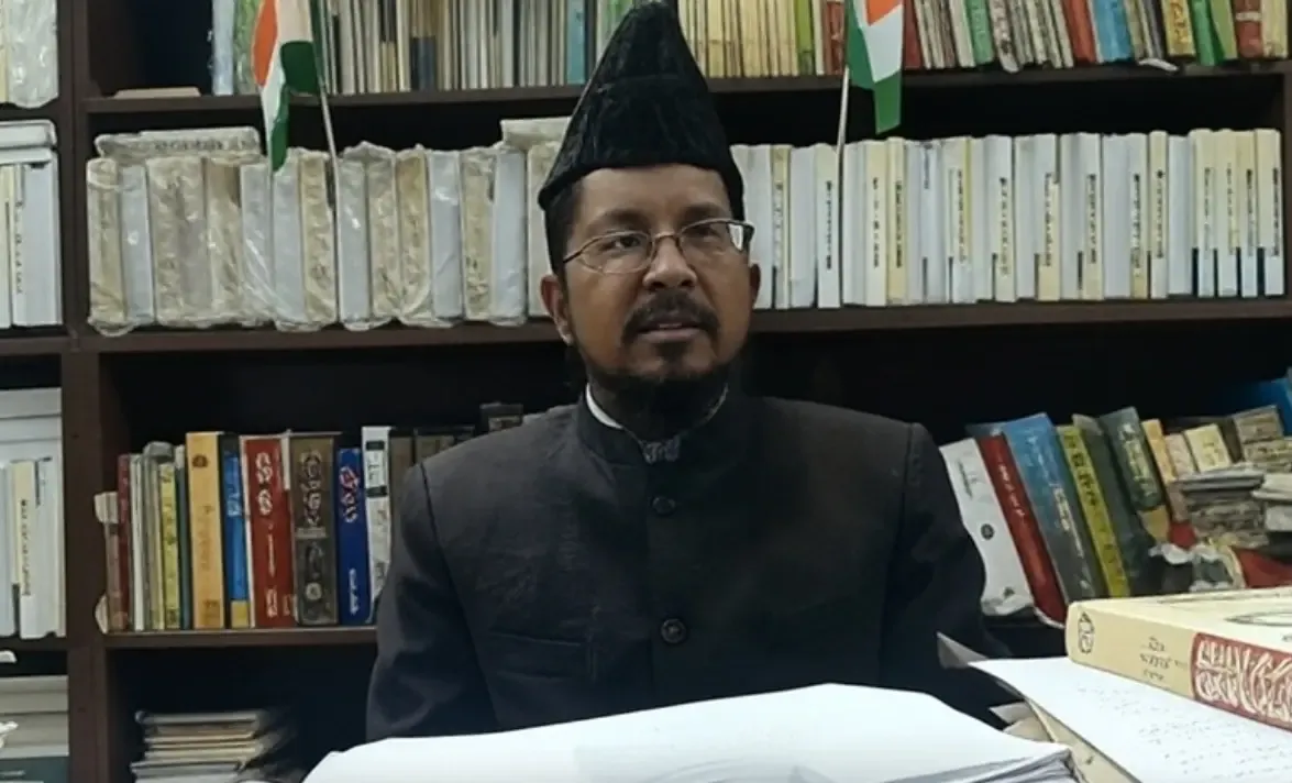 क्या मौलाना मदनी देश के माहौल को खराब करना चाहते हैं?