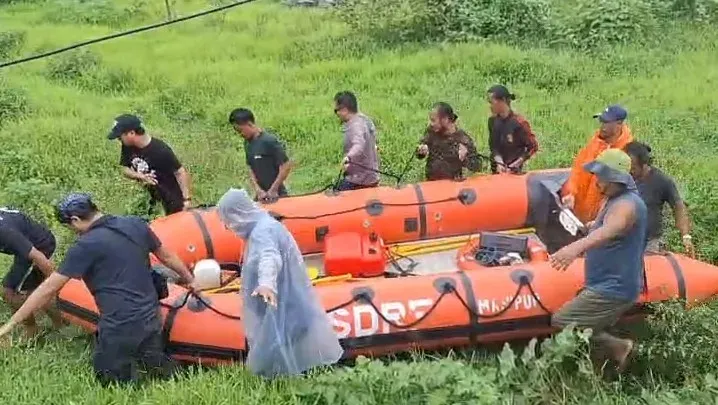 चुराचांदपुर में लापता छात्रा लैंबोइकिम की तलाश: SDRF और जिला प्रशासन का संयुक्त सर्च अभियान जारी