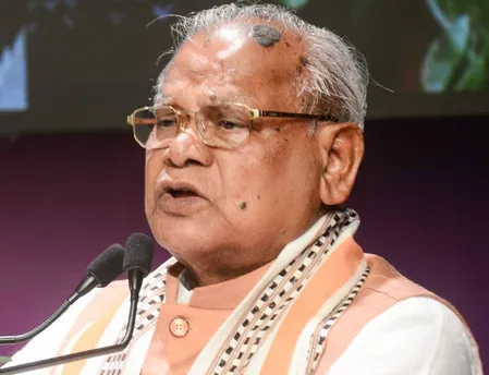 Jitan Ram Manjhi cuts convoy by 50% in response to Modi's fuel conservation call
