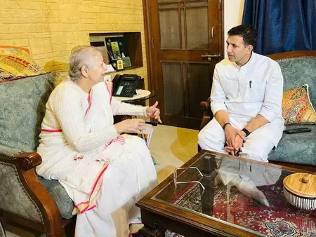 Did Jitu Patwari Engage with BJP Leader Sumitra Mahajan in Indore?
