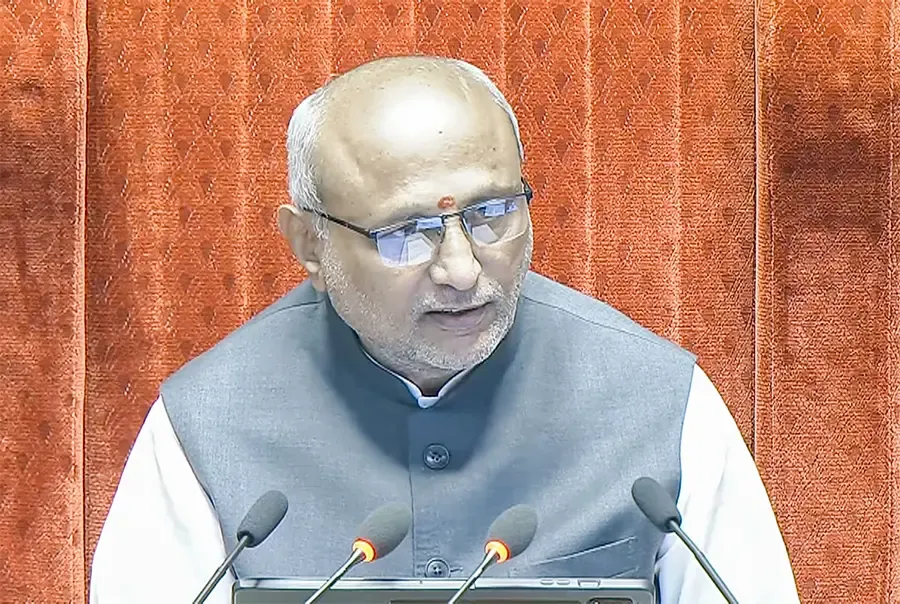 सीपी राधाकृष्णन ने हरिवंश नारायण सिंह को बधाई दी, लोकतंत्र में मतभेद जरूरी हैं