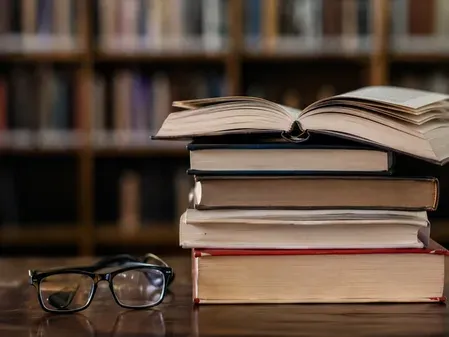 J&K suspends 8 officials over books allegedly glorifying separatists
