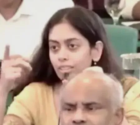 Indian diplomat corrects J&K map at Dhaka seminar, video goes viral