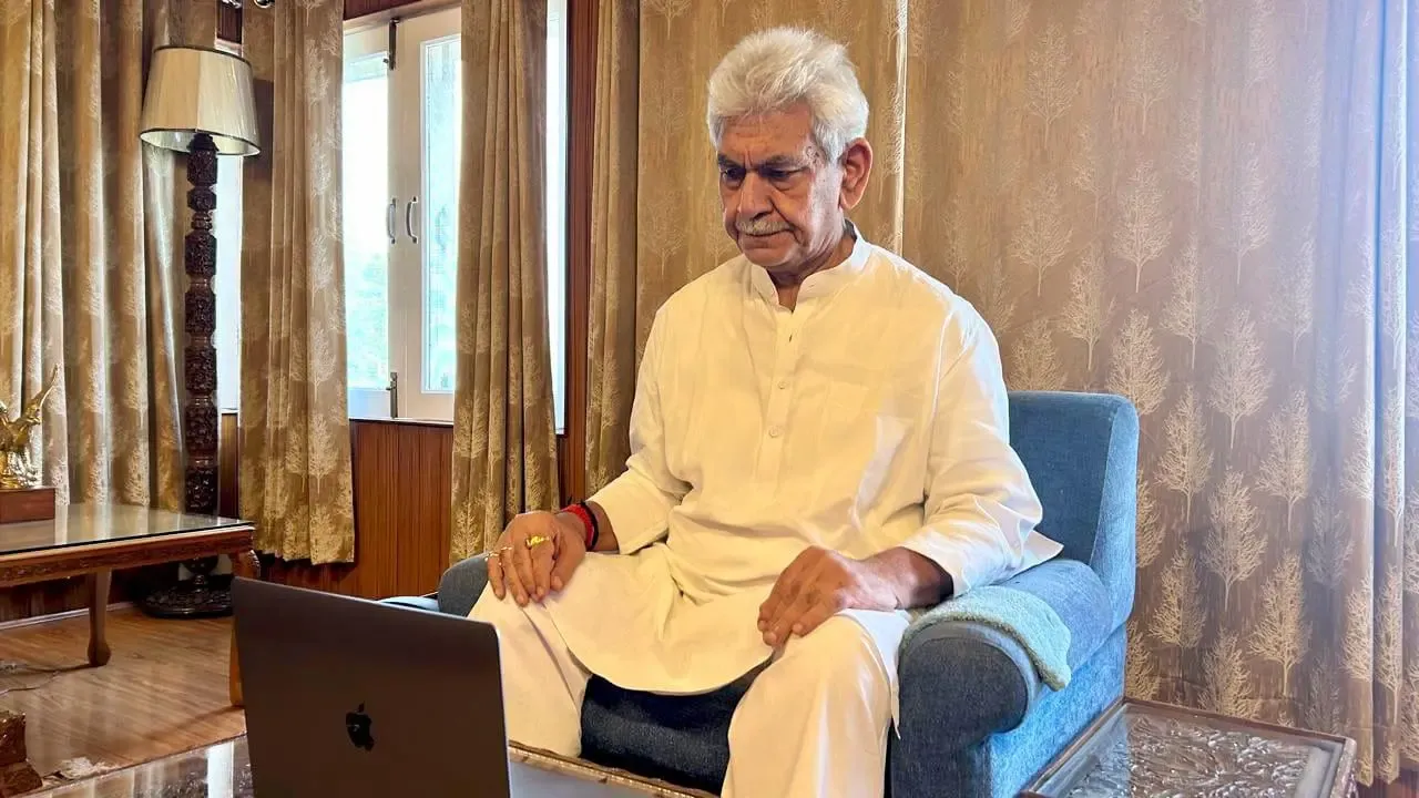 Did J&K L-G Manoj Sinha Attend a Security Meeting with HM Amit Shah?