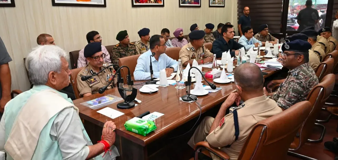 Amarnath Yatra 2026: J&K L-G Sinha reviews Bhagwati Nagar camp ahead of July 3 start
