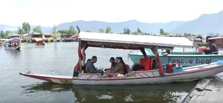 Kashmir tourism bounces back as heatwave scorches plains India