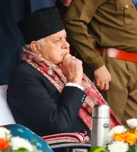 फारूक अब्दुल्ला को जेकेसीए घोटाले में बड़ा झटका, अदालत ने पेशी अनिवार्य की