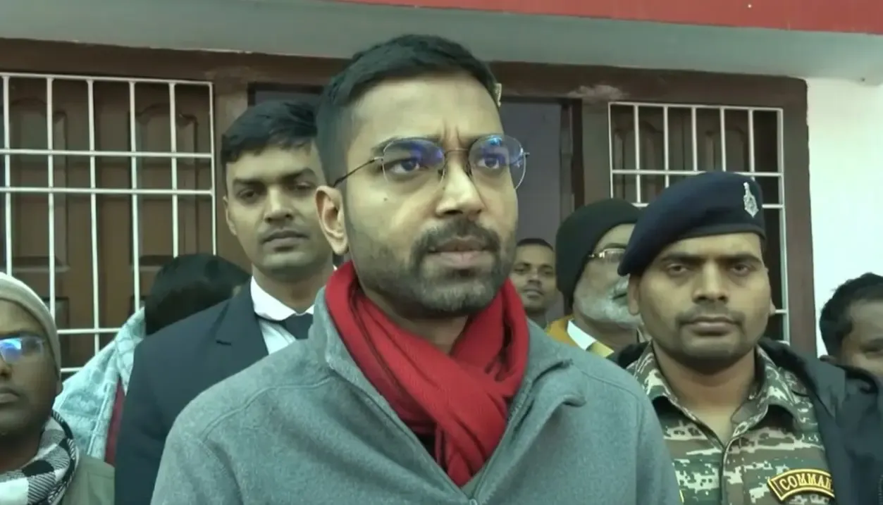 क्या जेएनयू में विवादित नारेबाजी को रोकना जरूरी है?