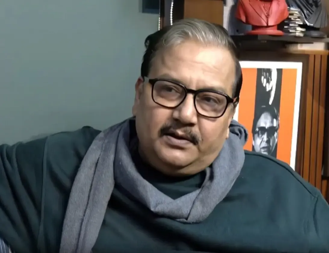 क्या जेएनयू में नारेबाजी पर सांसद मनोज झा का यह कहना सही है कि अभिव्यक्ति की भी एक सीमा होनी चाहिए?