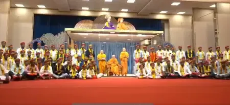 जोधपुर में स्वामिनारायण मंदिर का प्रतिष्ठा महोत्सव, महंत स्वामी महाराज ने शिल्पियों का किया सम्मान