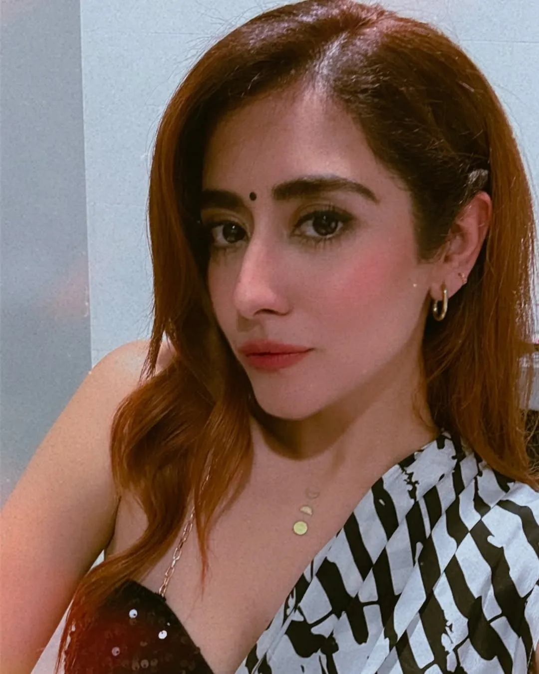 What Does Jonita Gandhi Find Thrilling About Live Performances?