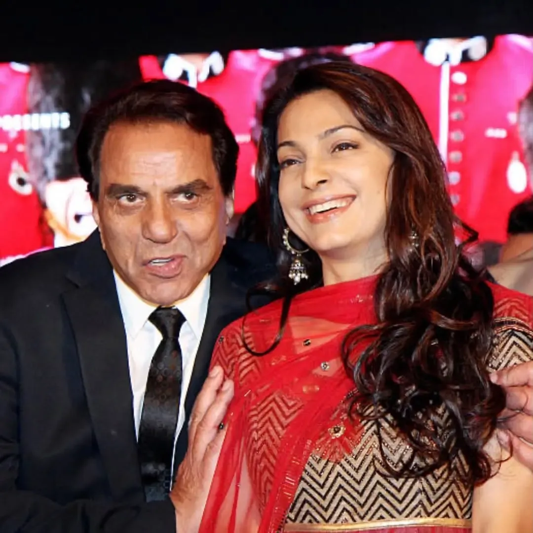 Did Juhi Chawla Revisit Her Childhood Obsession with Dharmendra’s Classic ‘Sholay’?