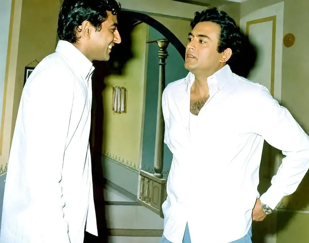 Sanjeev Kumar rare photo: K.C. Bokadia shares 1972 'Rivaaj' set memory