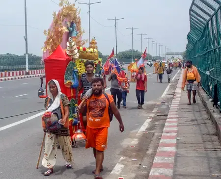 कांवड़ यात्रा : एंटी ड्रोन और टीथर्ड ड्रोन से हो रही रियल टाइम मॉनिटरिंग