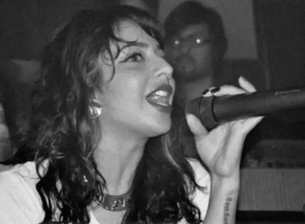 जैस्मीन सैंडलस का सफर: 15 लोगों के सामने गाना गाकर लाखों की भीड़ तक पहुंचीं