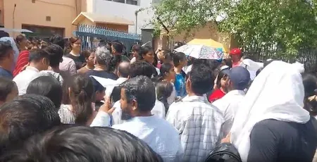 सीयूईटी-यूजी 2026 में तकनीकी खराबी: सरिता विहार, लखनऊ, नोएडा में 2 घंटे देरी, NTA ने दोबारा परीक्षा का दिया आश्वासन