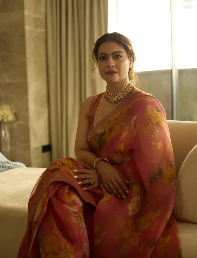 Kajol's New Year Draping Style Exudes Royalty
