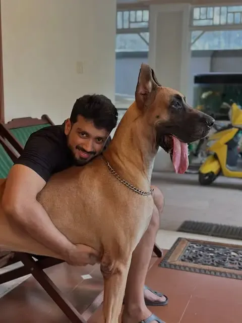 Kalidas Jayaram Shares Heartfelt Farewell to His Beloved Pet