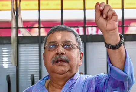 Kalyan Banerjee suspended from Lok Sabha for Monsoon Session over abusive remarks
