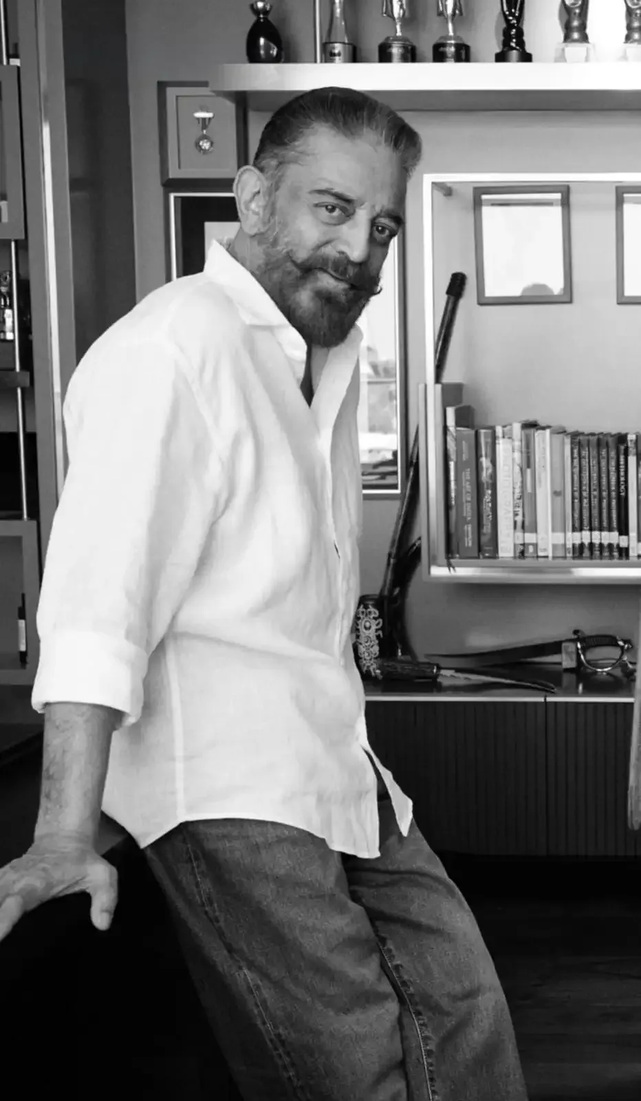 Did Kamal Haasan Just Give SRK the Best National Award Congratulations Ever?