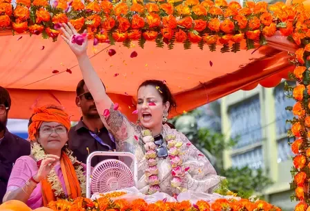 कंडी में ममता बनर्जी पर बरसीं मंडी की सांसद, कंगना रनौत बोलीं-4 मई के बाद इंसाफ होगा 