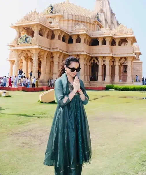 क्या कंगना रनौत ने काशी में कालभैरव के दर्शन करके पीएम मोदी के 'राम राज्य' की सराहना की?