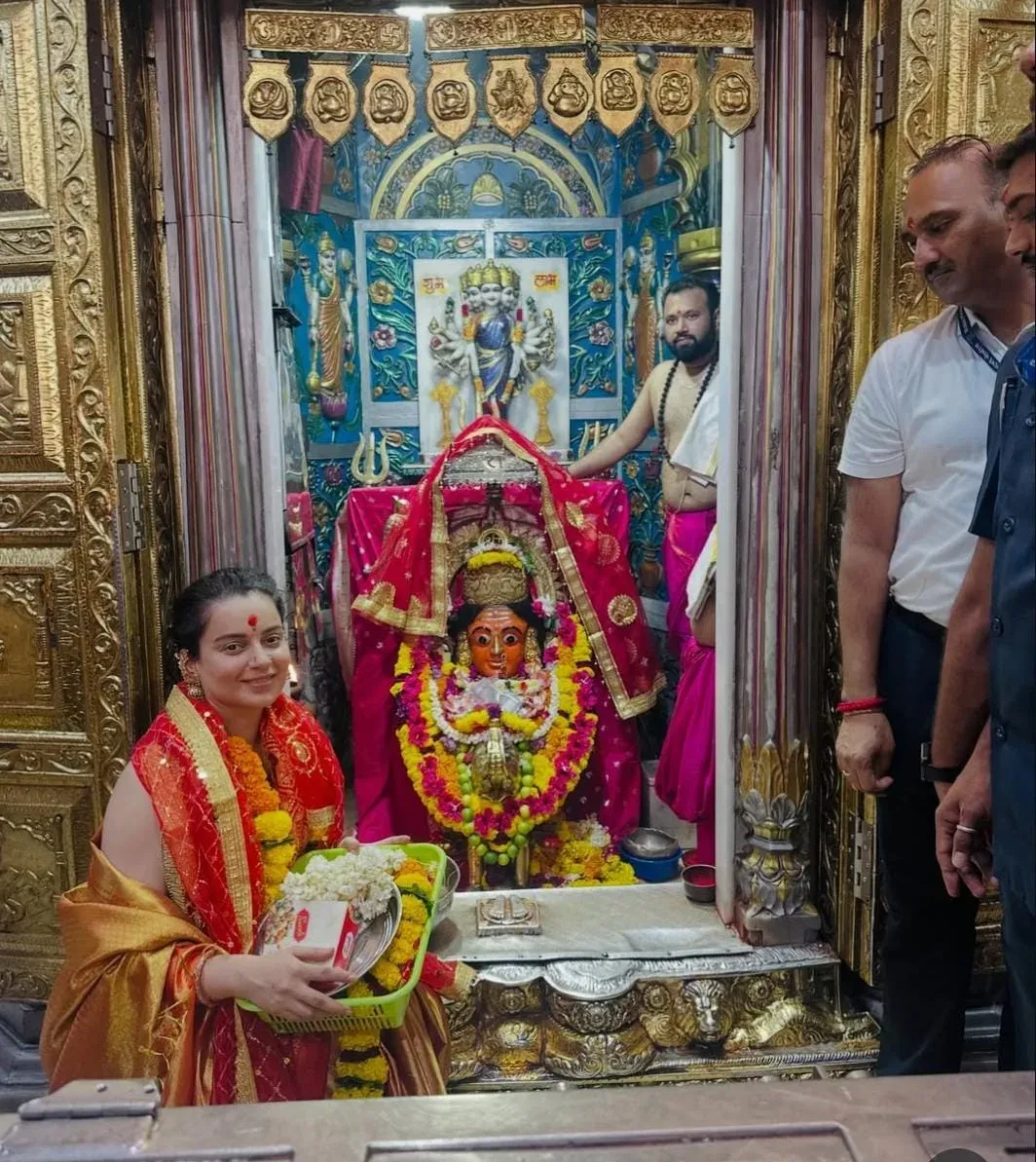 Kangana Ranaut visits Siddhivinayak, Mumba Devi temples on Nag Panchami