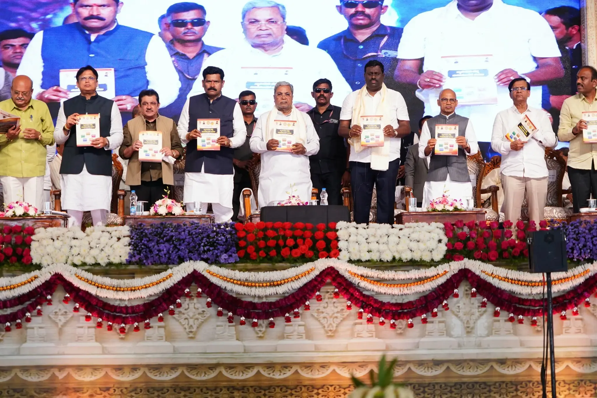 Are Kannadigas Really Number One in Per Capita Income Across India?