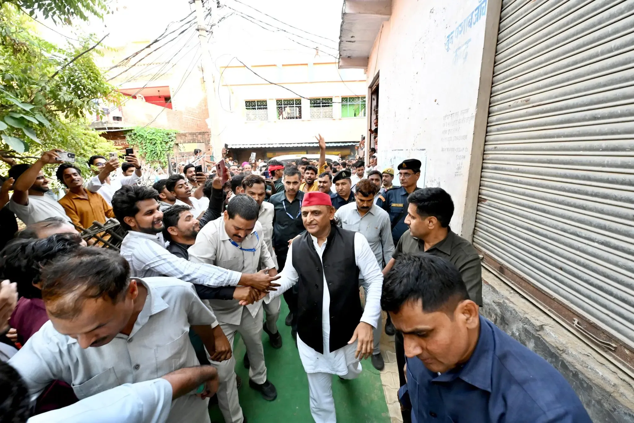 Akhilesh Yadav Claims Kanpur Has Become 'Badnaampur' Under BJP Rule