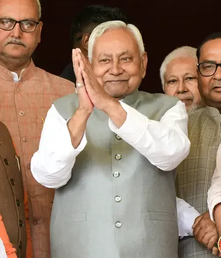 बिहार में कानून व्यवस्था पर विपक्ष का तीखा हमला, नीतीश सरकार पर उठे सवाल