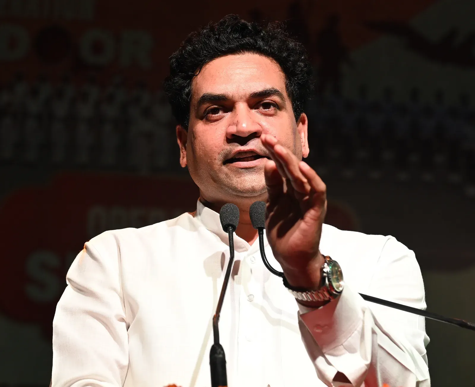 करावल नगर को ₹150 करोड़ की विकास सौगात, CM रेखा गुप्ता ने किया शिलान्यास; कपिल मिश्रा बोले — पुराने रुके काम अब पटरी पर