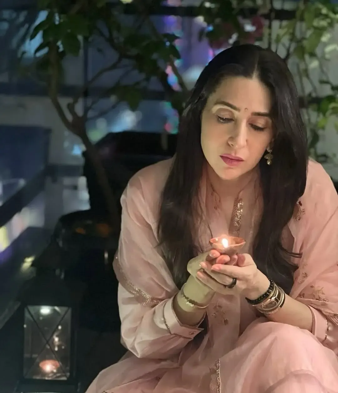 Is Karishma Kapoor the Strongest Girl in the World?