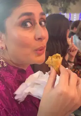 Did Kareena Kapoor Go 'Samosa Crazy' at Her Children's Annual Function?