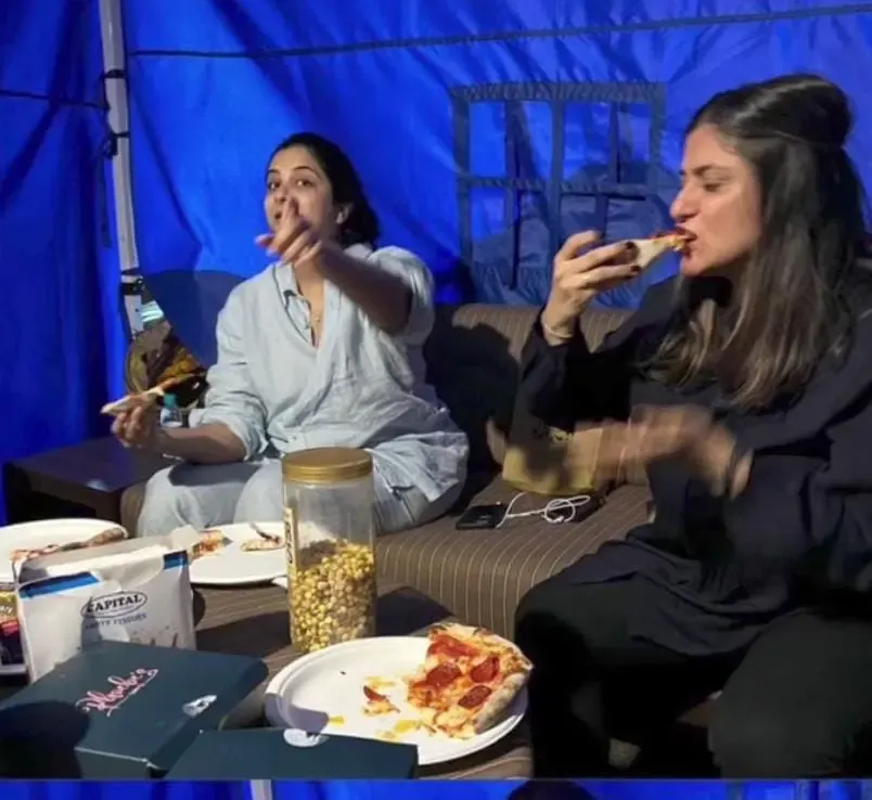 Kareena Kapoor Reveals Her Love for Rhea Kapoor, Calling Her 'Food Provider'