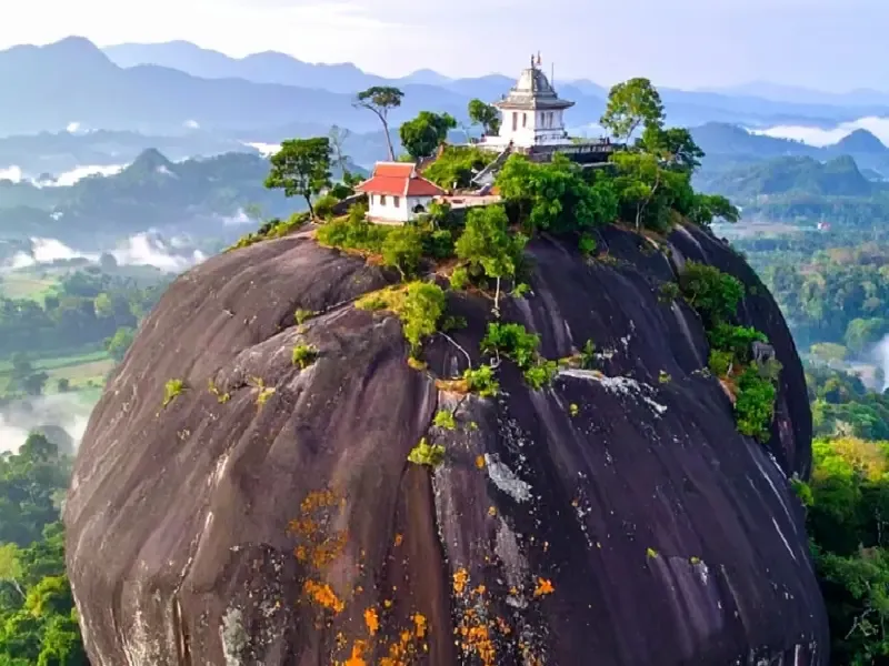 क्या करिंजेश्वर मंदिर चार युगों का साक्षी है, जो महाभारत के प्रमाण आज भी मौजूद हैं?