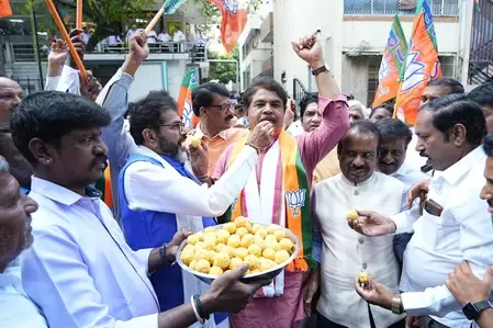 Karnataka BJP celebrates NDA victory in Bihar; says Cong will face similar fate in upcoming state polls