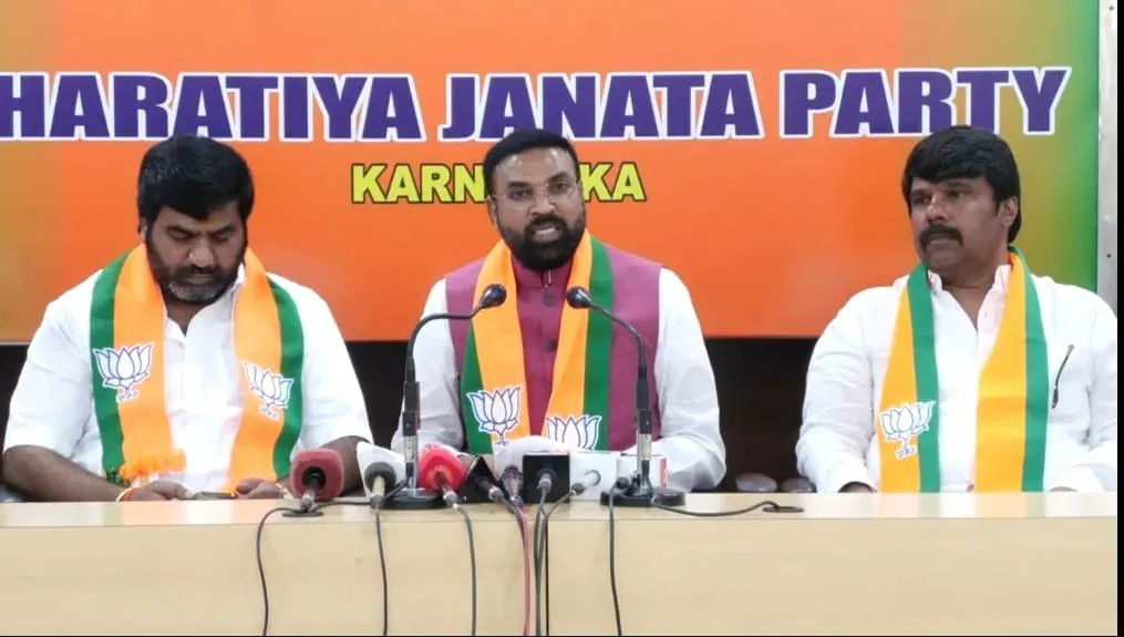 Karnataka BJP links Nehru's 1948 Jeep scam to ₹187-crore Valmiki Corporation case