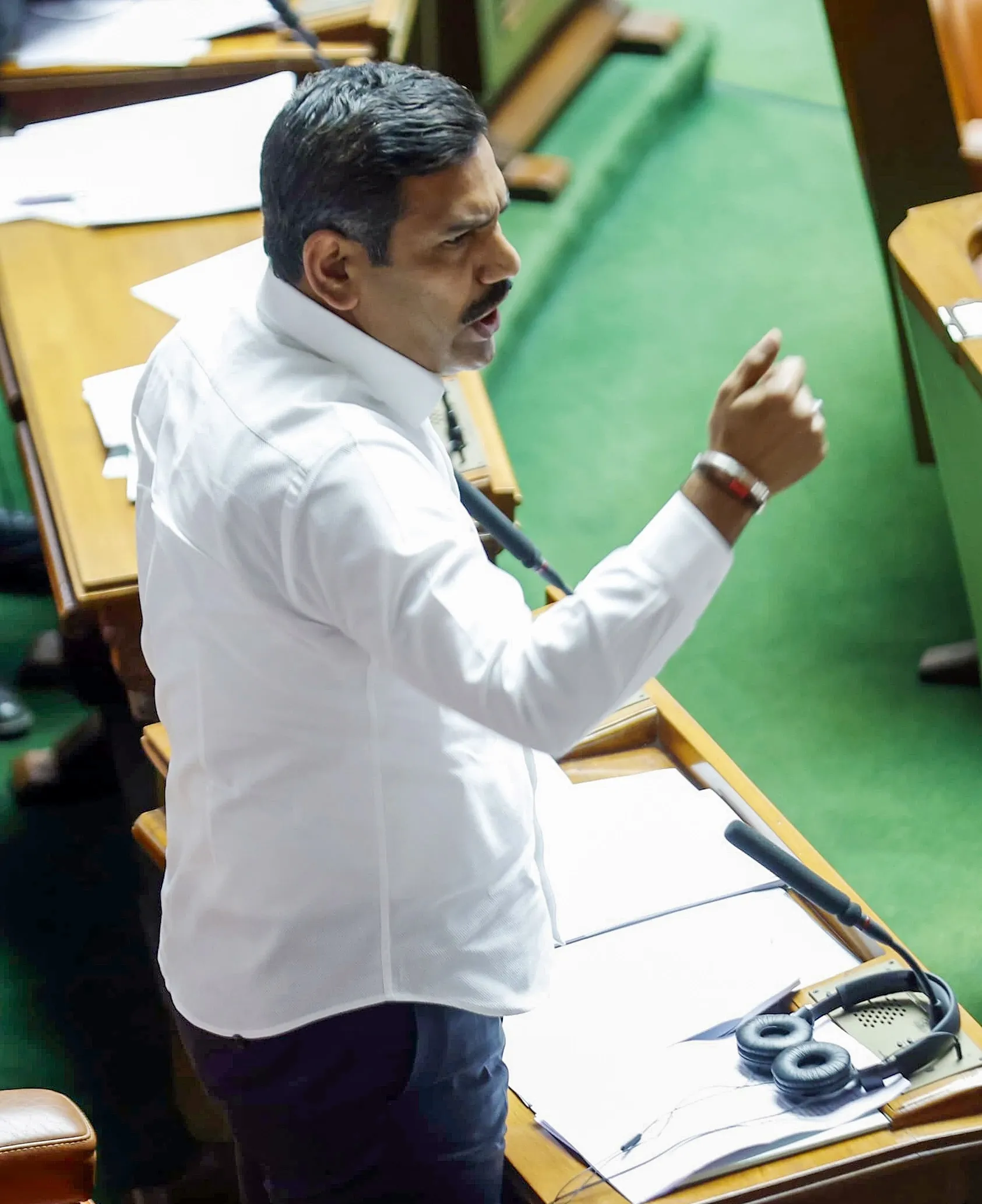 Why is Karnataka BJP Criticizing the Property Registration Fee Increase?