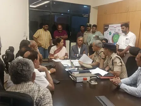 Karnataka Appeals to Maharashtra for Kannada TET Option