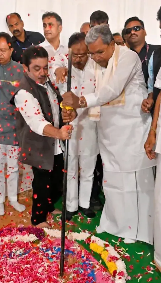 कर्नाटक में बनेगा देश का दूसरा सबसे बड़ा क्रिकेट स्टेडियम: सीएम सिद्दारमैया ने सूर्यनगर में रखी आधारशिला