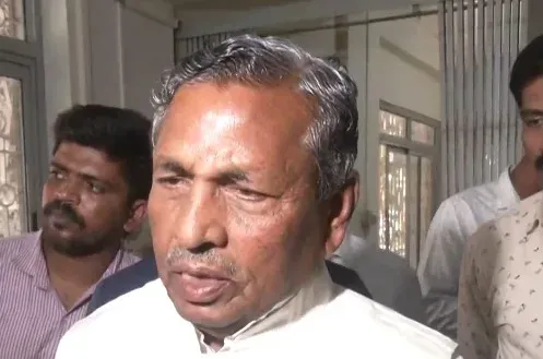 कर्नाटक कैबिनेट फेरबदल पर मंत्री मुनियप्पा बोले — हाईकमान ही लेगा फैसला, अभी सब अटकलें