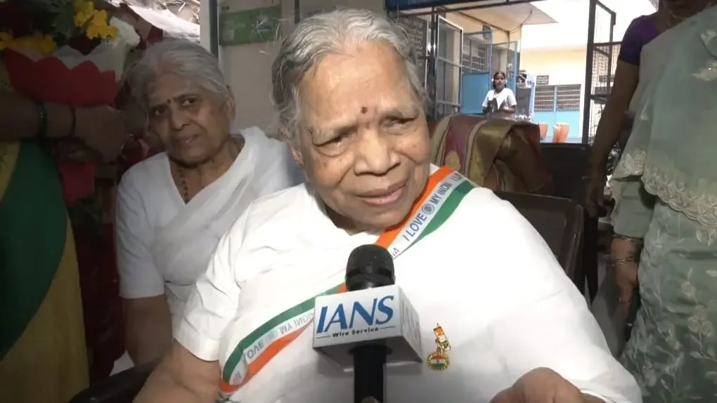 What Do Padma Awardees Susheelamma and Dr. Suresh Hanagavadi Reflect on Their Journey and Commitment to Society?