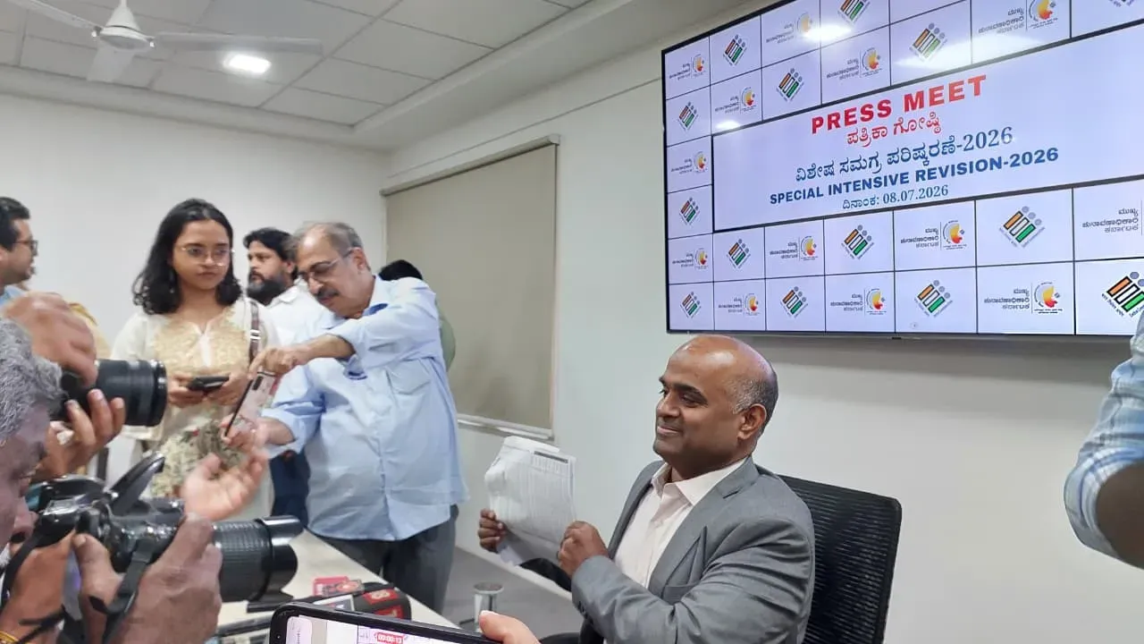 Karnataka SIR: 95% Enumeration Forms distributed, 1.27 lakh electors untraceable