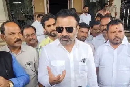 कर्नाटक : सुधा मूर्ति के सर्वेक्षण से इनकार पर संतोष लाड ने कहा, 'फैसले का सम्मान करना चाहिए' 